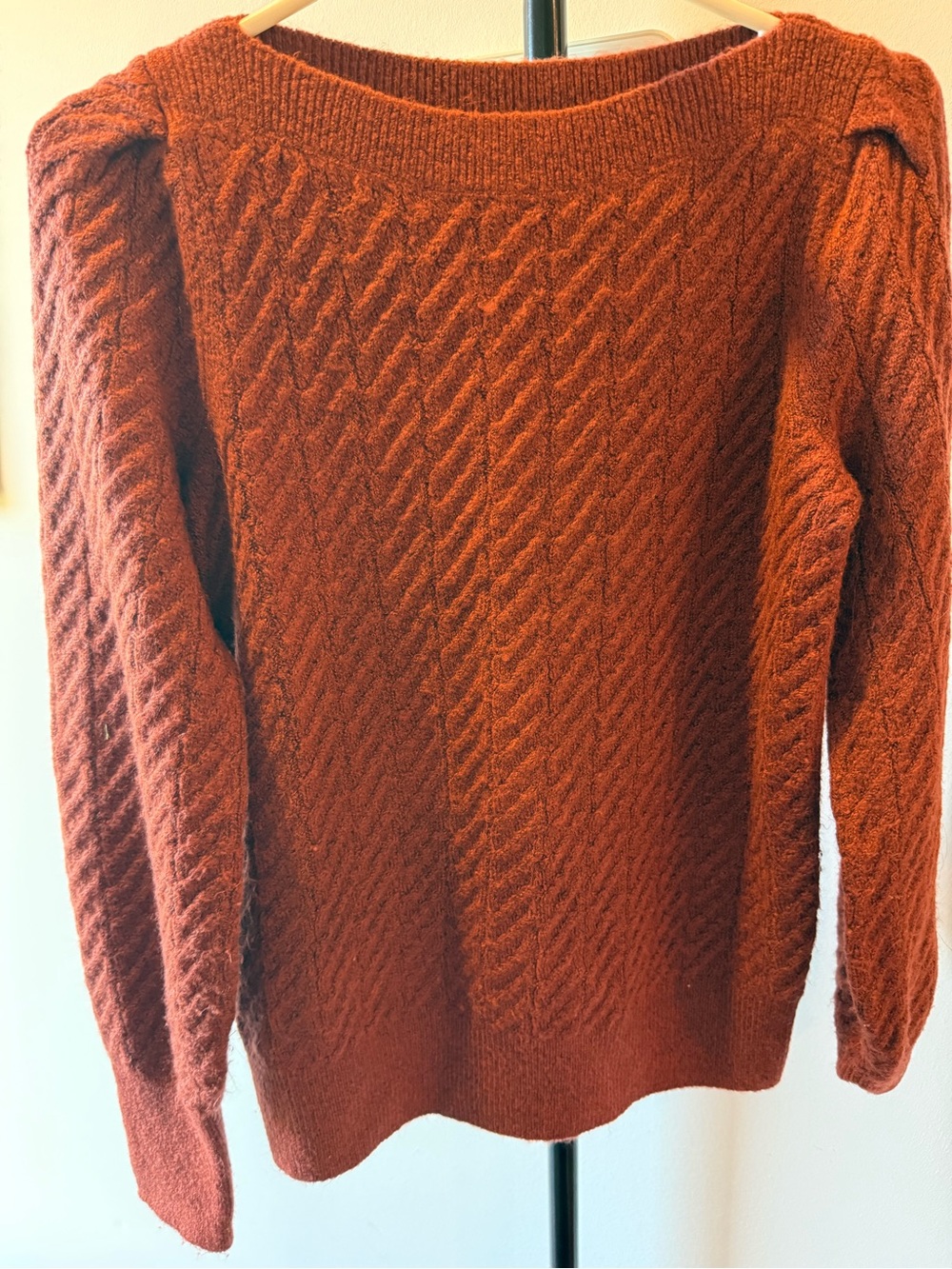 RW&CO. Rust Cable-Knit Scoop Neck Sweater